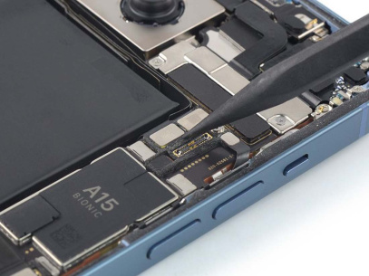 Ремонт материнской платы iPhone 14 Plus Ремонт материнской платы iPhone 14 Plus