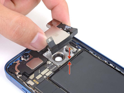 Замена микрофона основной камеры iPhone 13 Замена микрофона основной камеры iPhone 13