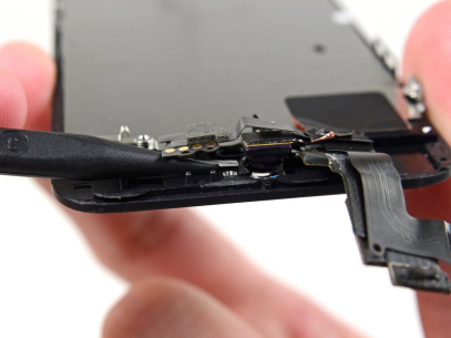 Замена верхнего динамика iPhone 5s Замена верхнего динамика iPhone 5s