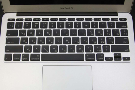Лазерная гравировка клавиатуры MacBook Лазерная гравировка клавиатуры MacBook