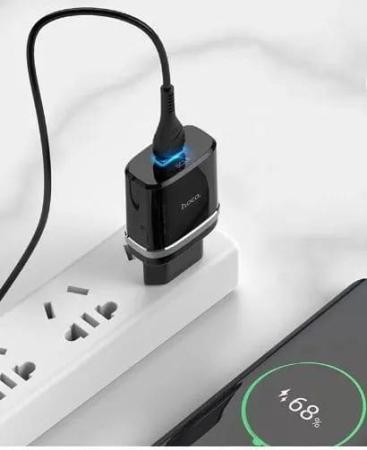 Сетевое зарядное устройство hoco. Smart QC3.0 Charger USB 18 Вт (C12Q) Черный
